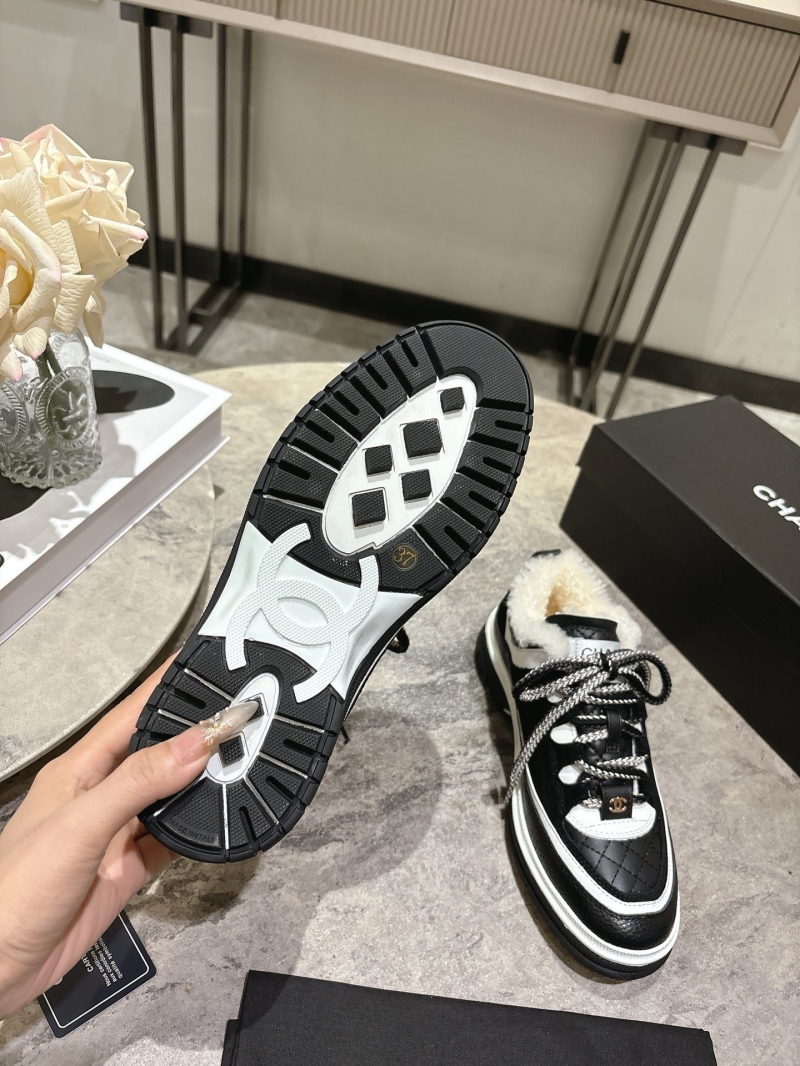 Ch**el sneakers